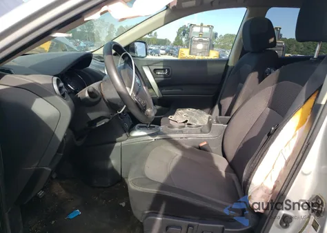 2013 Nissan Rogue S z USA, uszkodzony, nr VIN JN8AS5MV1DW640744